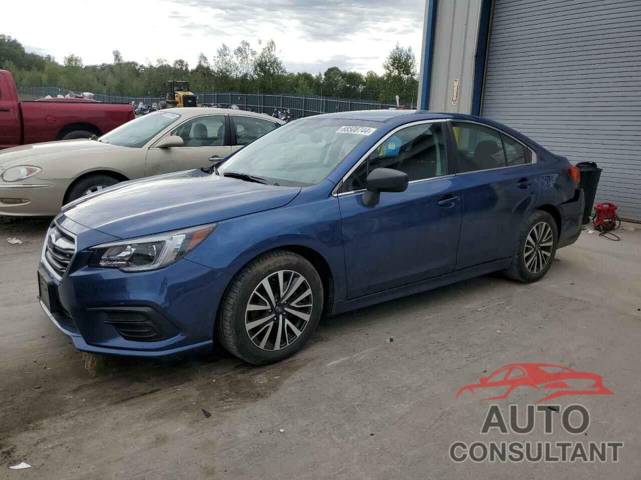 SUBARU LEGACY 2019 - 4S3BNAB62K3033889