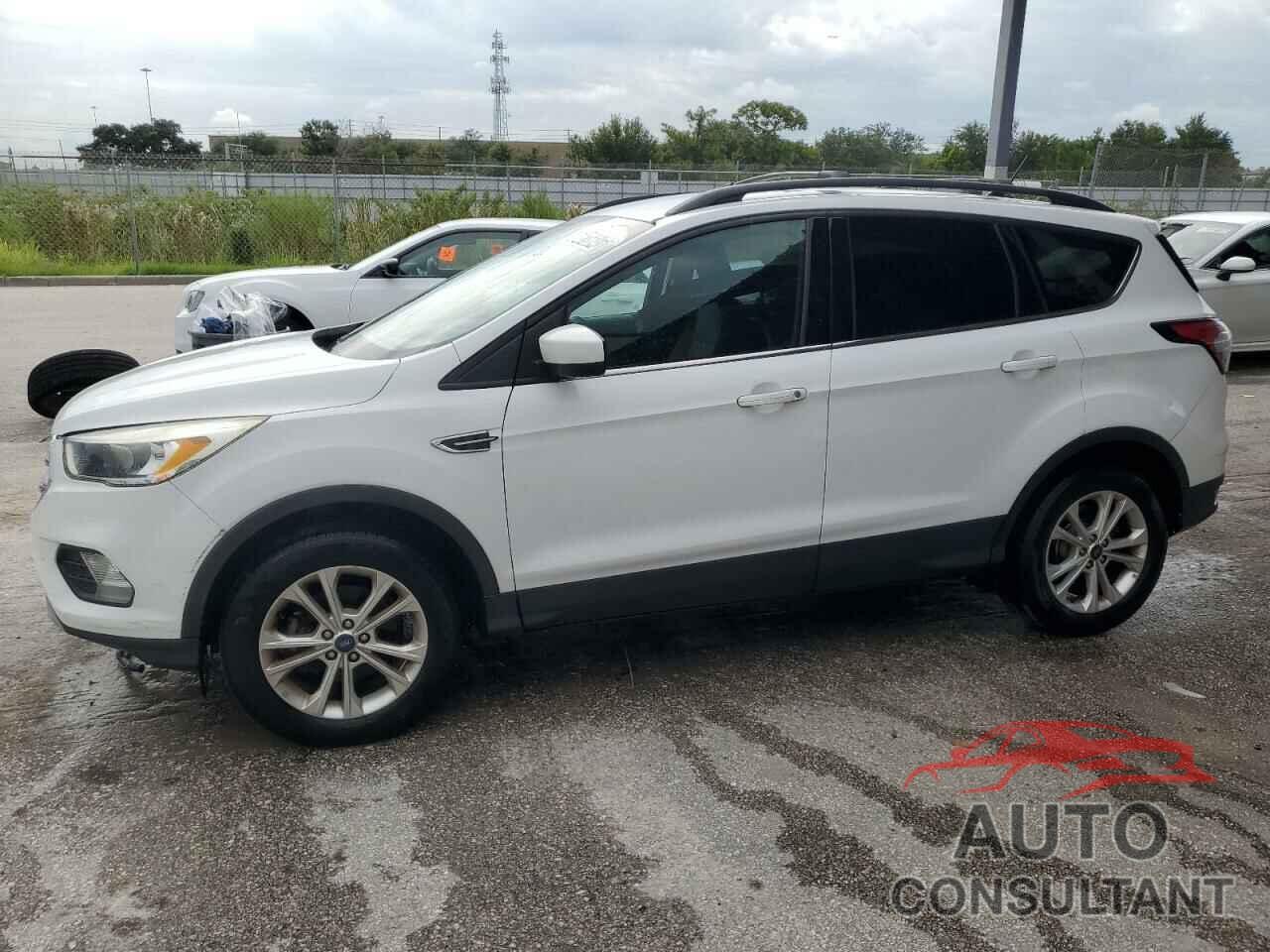 FORD ESCAPE 2018 - 1FMCU0GD0JUB17206