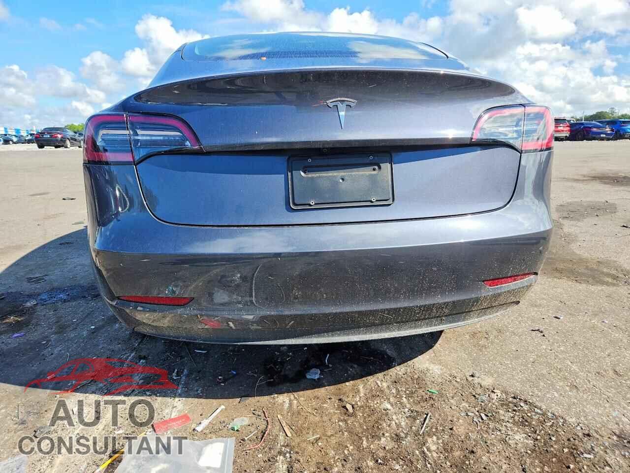 TESLA MODEL 3 2023 - 5YJ3E1EA2PF420098