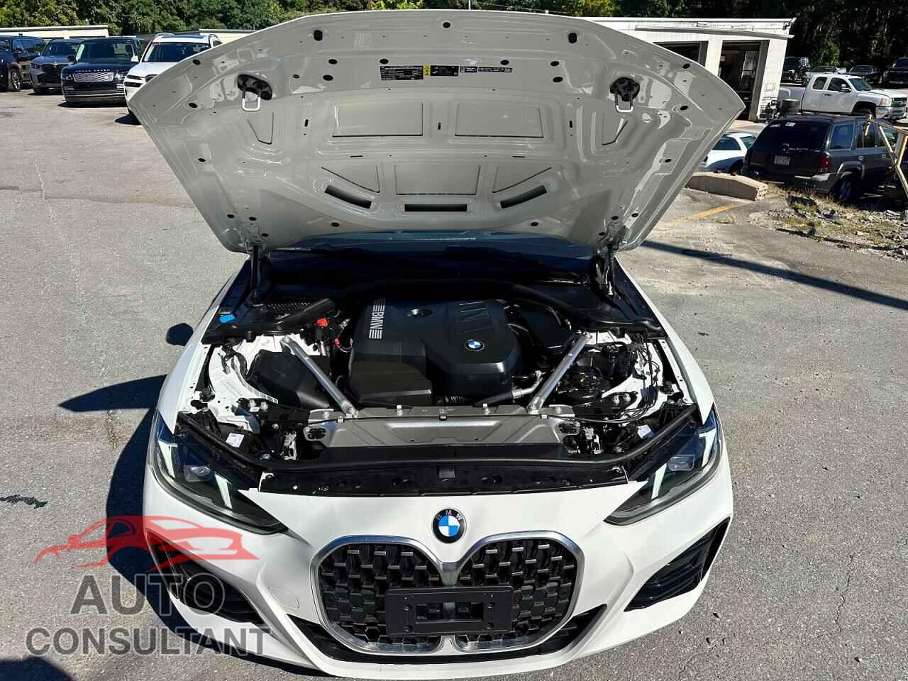 BMW 4 SERIES 2027 - WBA33DB07VCY17669
