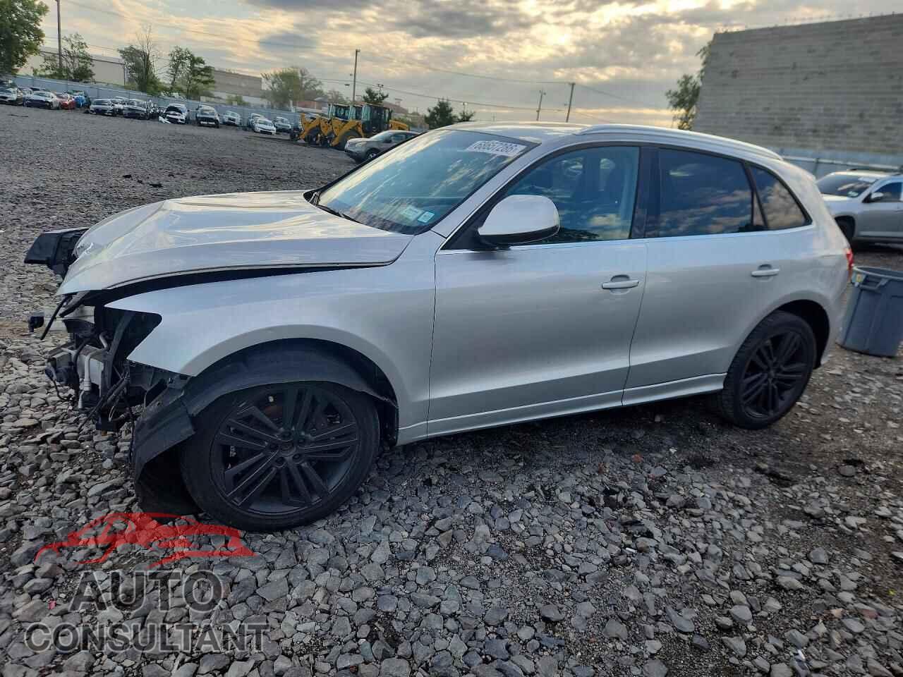 AUDI Q5 2012 - WA1DKAFP3CA005000