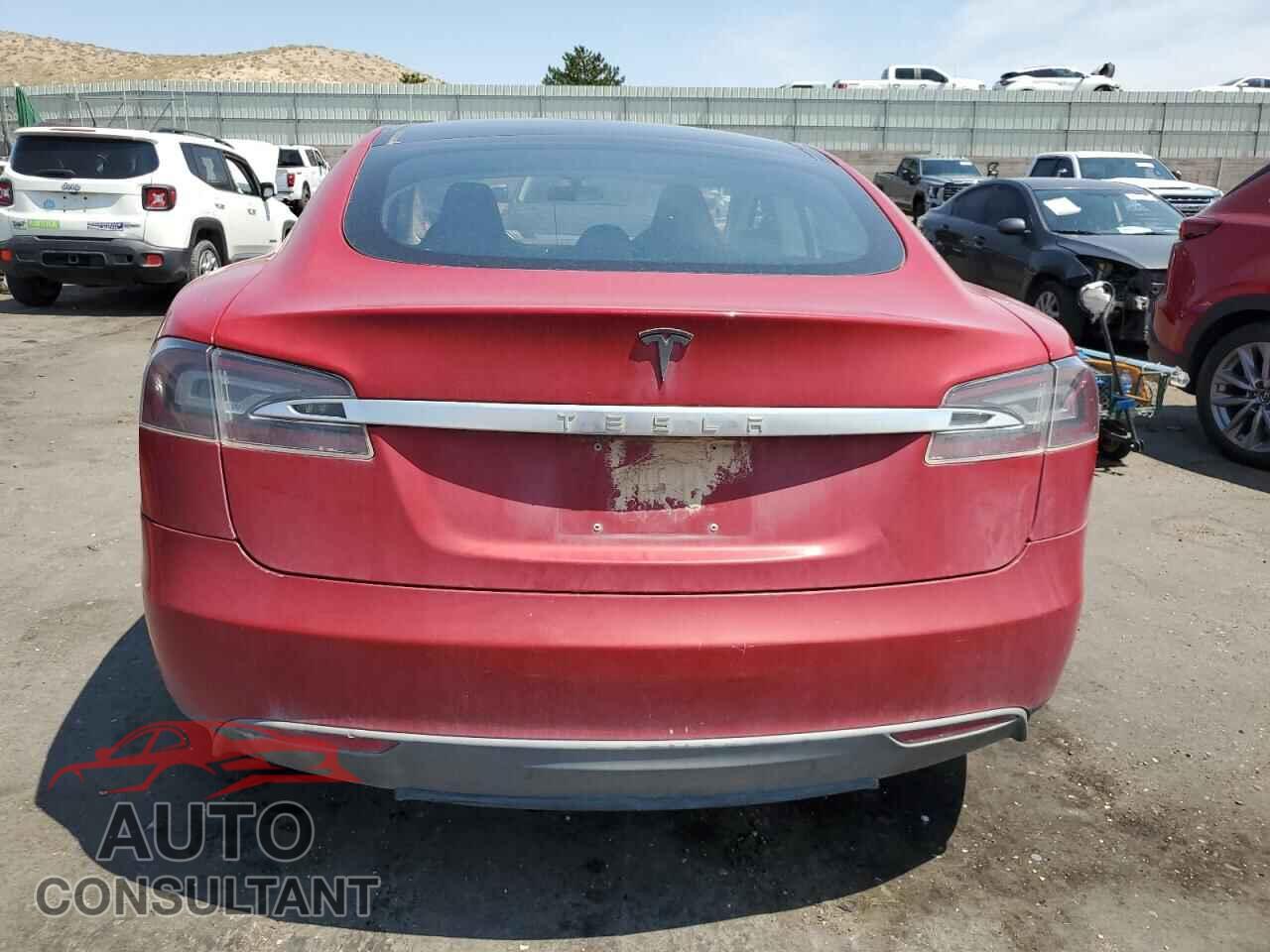 TESLA MODEL S 2013 - 5YJSA1BC0DFP10901