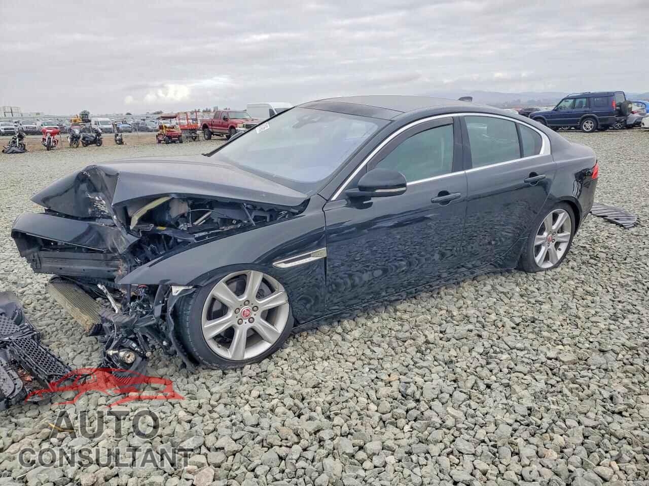 JAGUAR XE 2017 - SAJAE4BG5HA961921