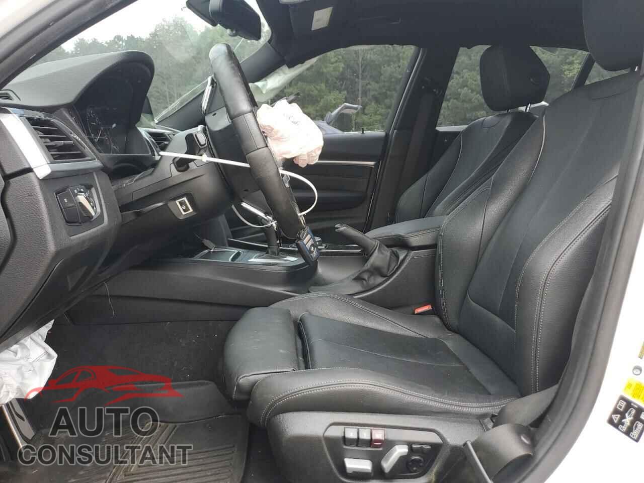 BMW 3 SERIES 2016 - WBA8B7C53GK702855