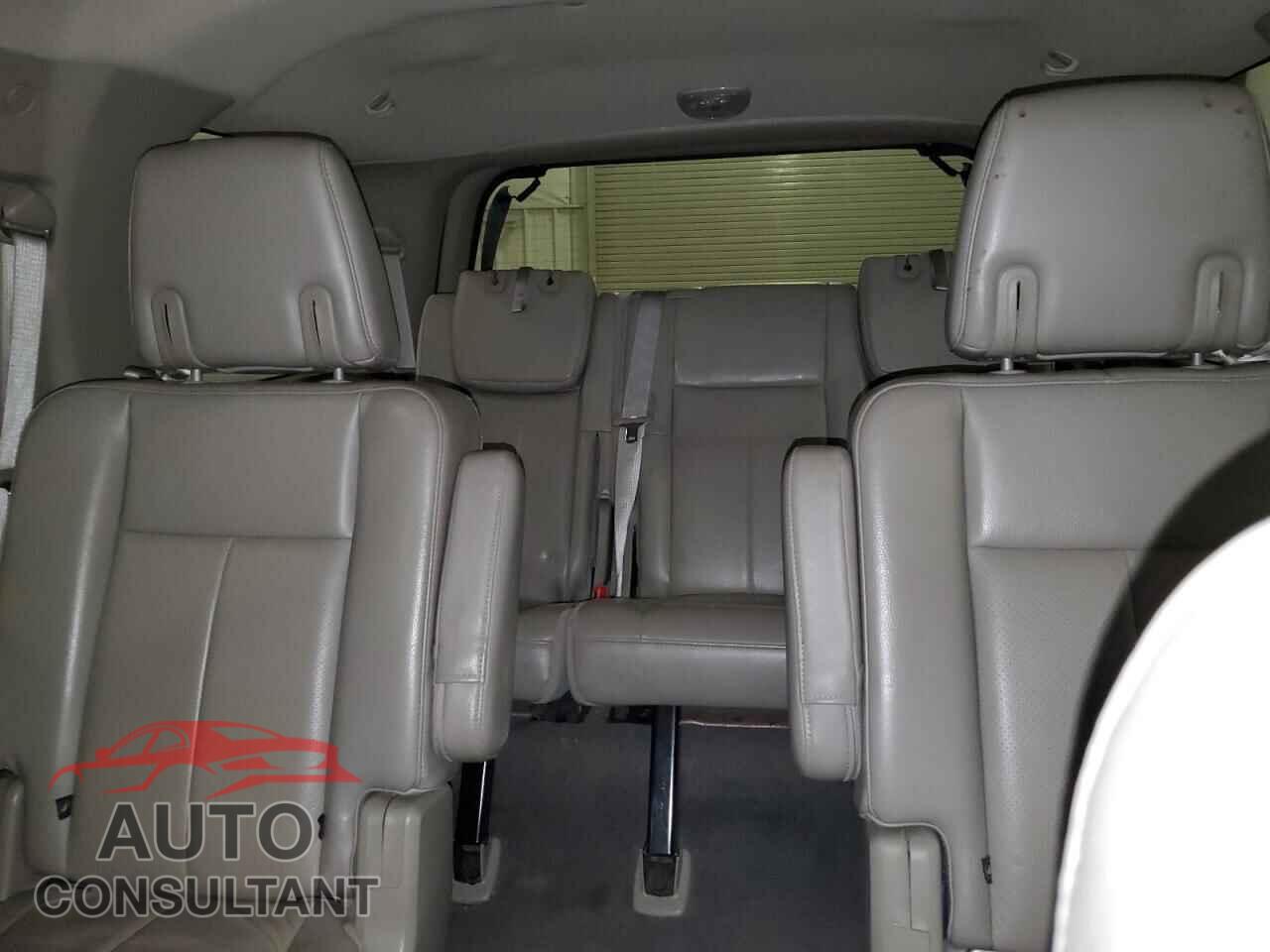 FORD EXPEDITION 2012 - 1FMJU2A50CEF45455