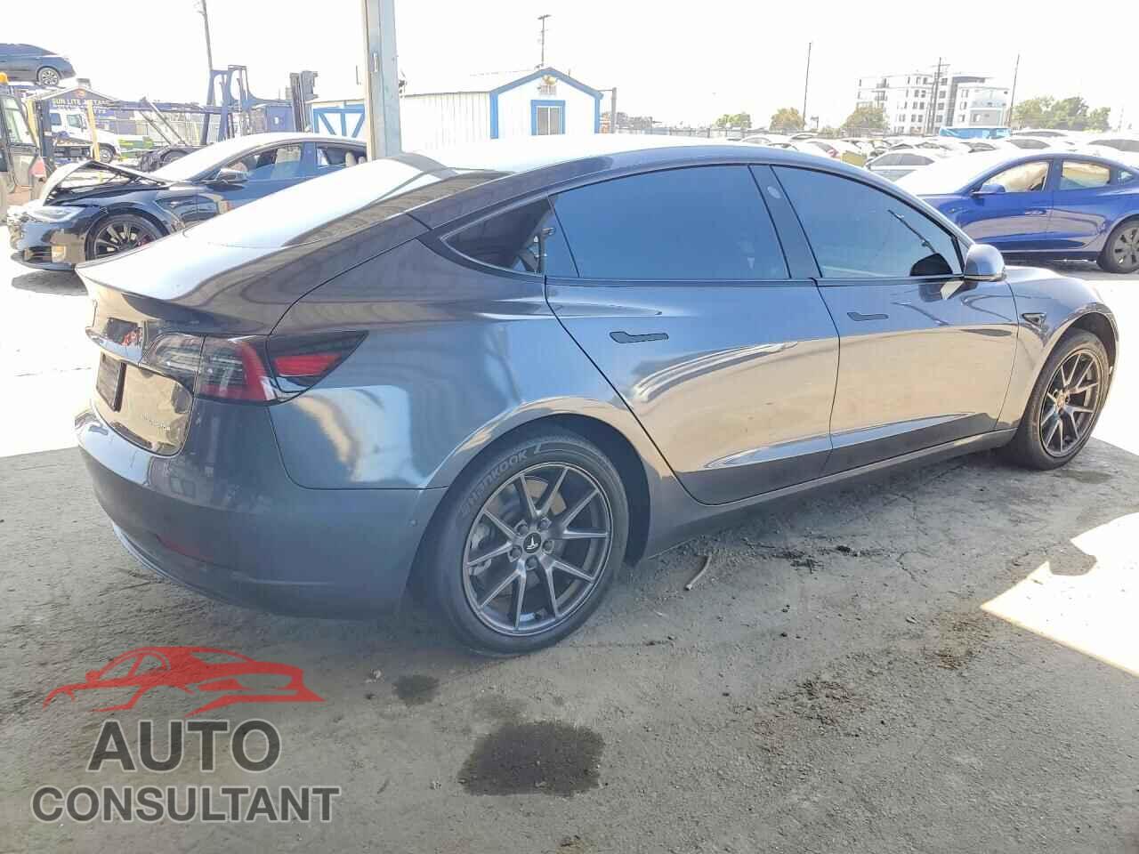 TESLA MODEL 3 2022 - 5YJ3E1EB3NF212768