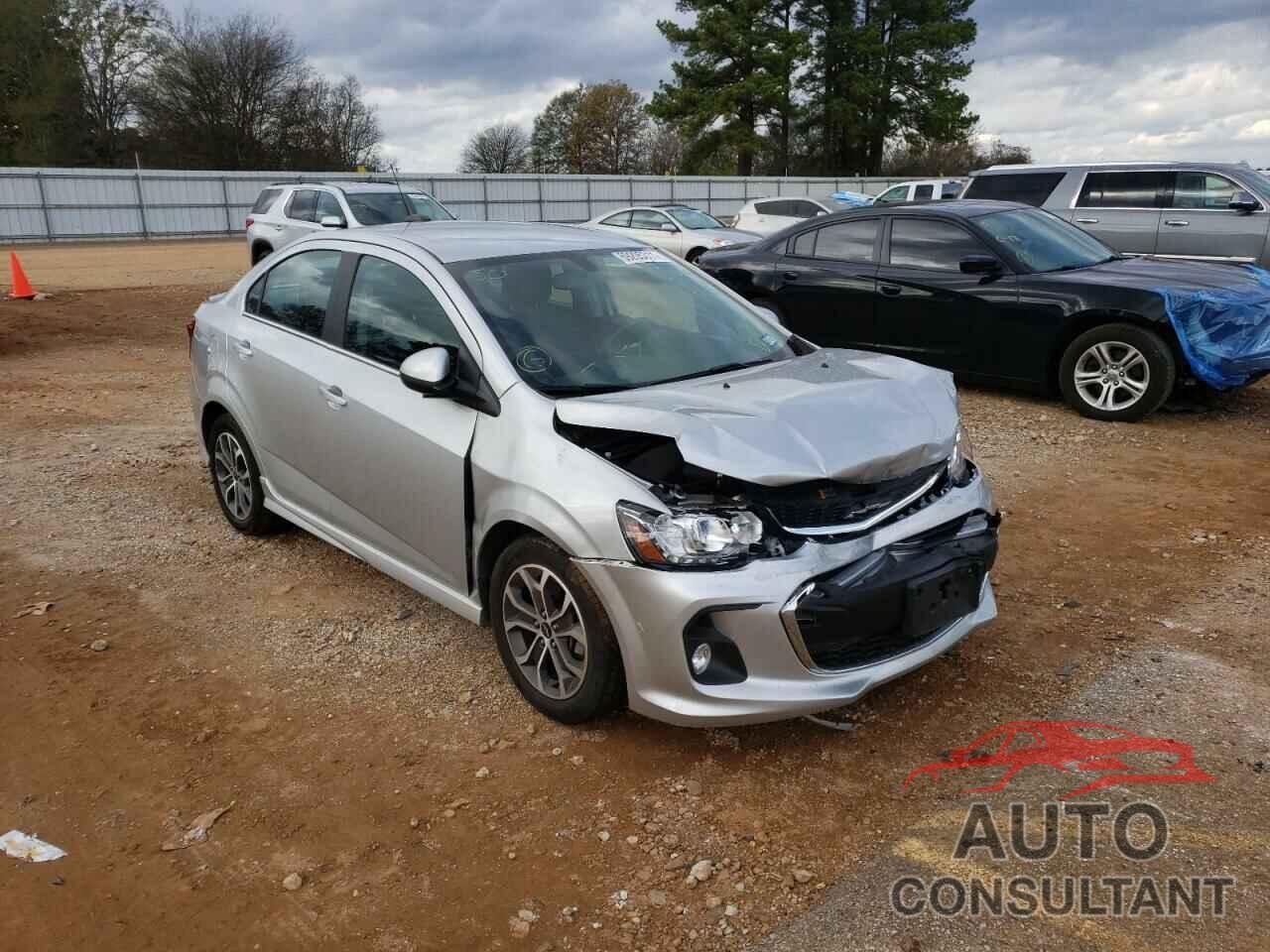 CHEVROLET SONIC 2019 - 1G1JD5SB9K4126706