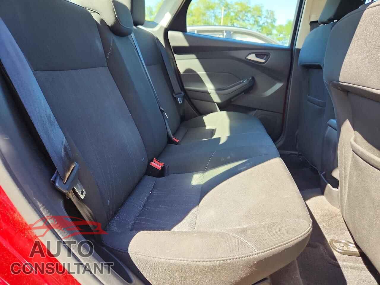 FORD FOCUS 2017 - 1FADP3F2XHL326640