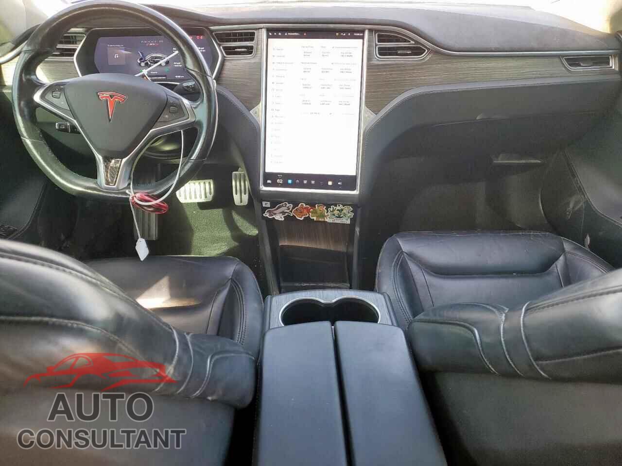 TESLA MODEL S 2015 - 5YJSA1H42FF083086