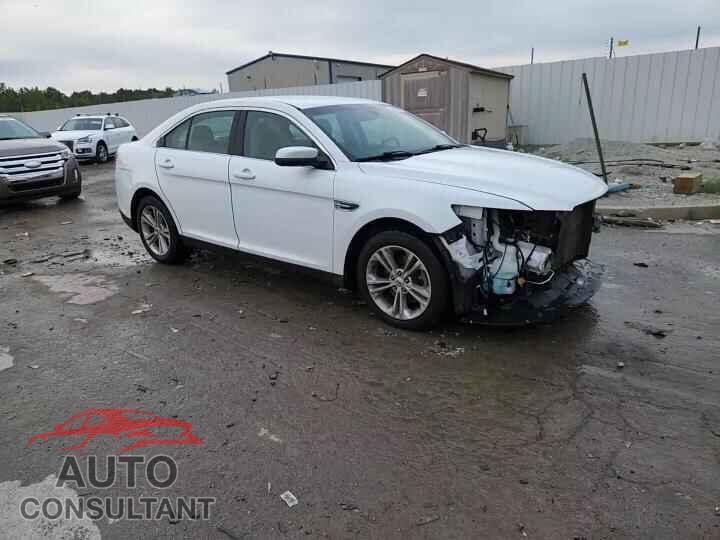 FORD TAURUS 2019 - 1FAHP2E85KG109062