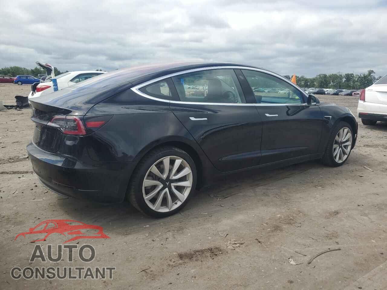 TESLA MODEL 3 2018 - 5YJ3E1EA6JF014977
