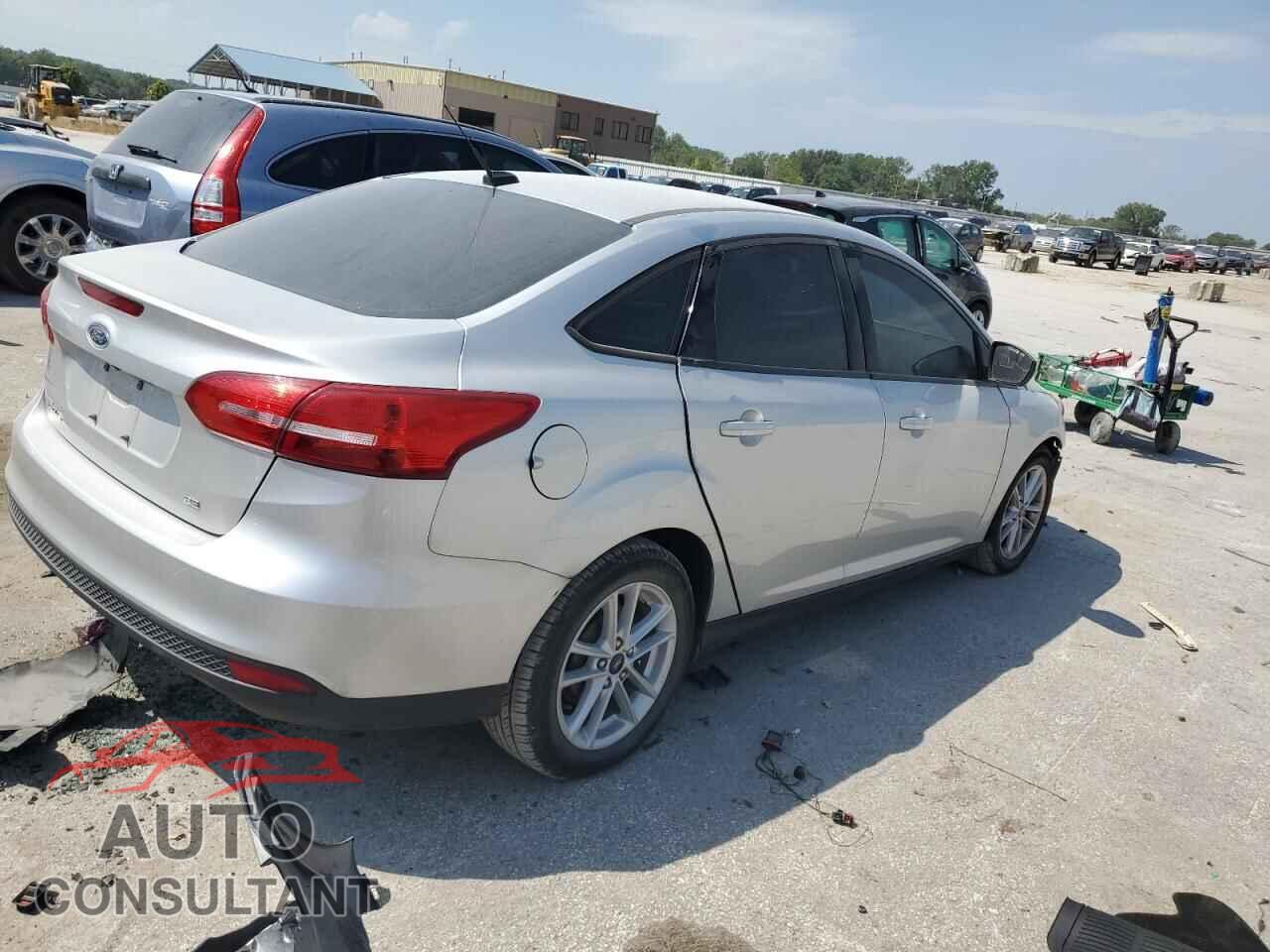 FORD FOCUS 2017 - 1FADP3F22HL267616