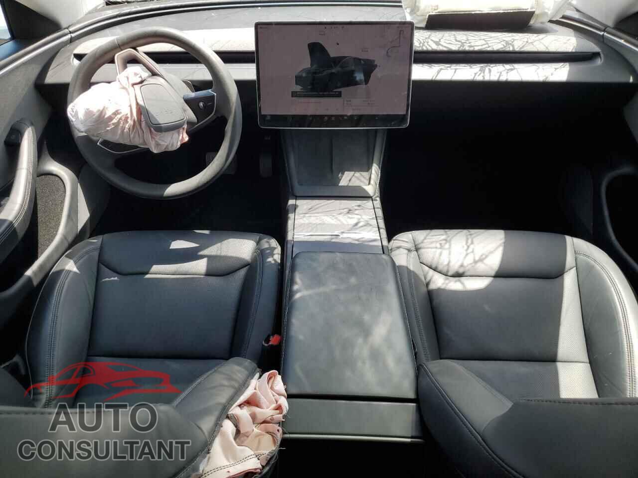 TESLA MODEL 3 2024 - 5YJ3E1EAXRF717526