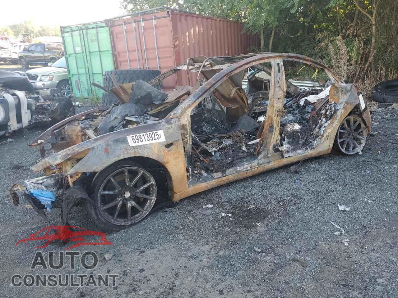 TESLA MODEL 3 2018 - 5YJ3E1EAXJF046007