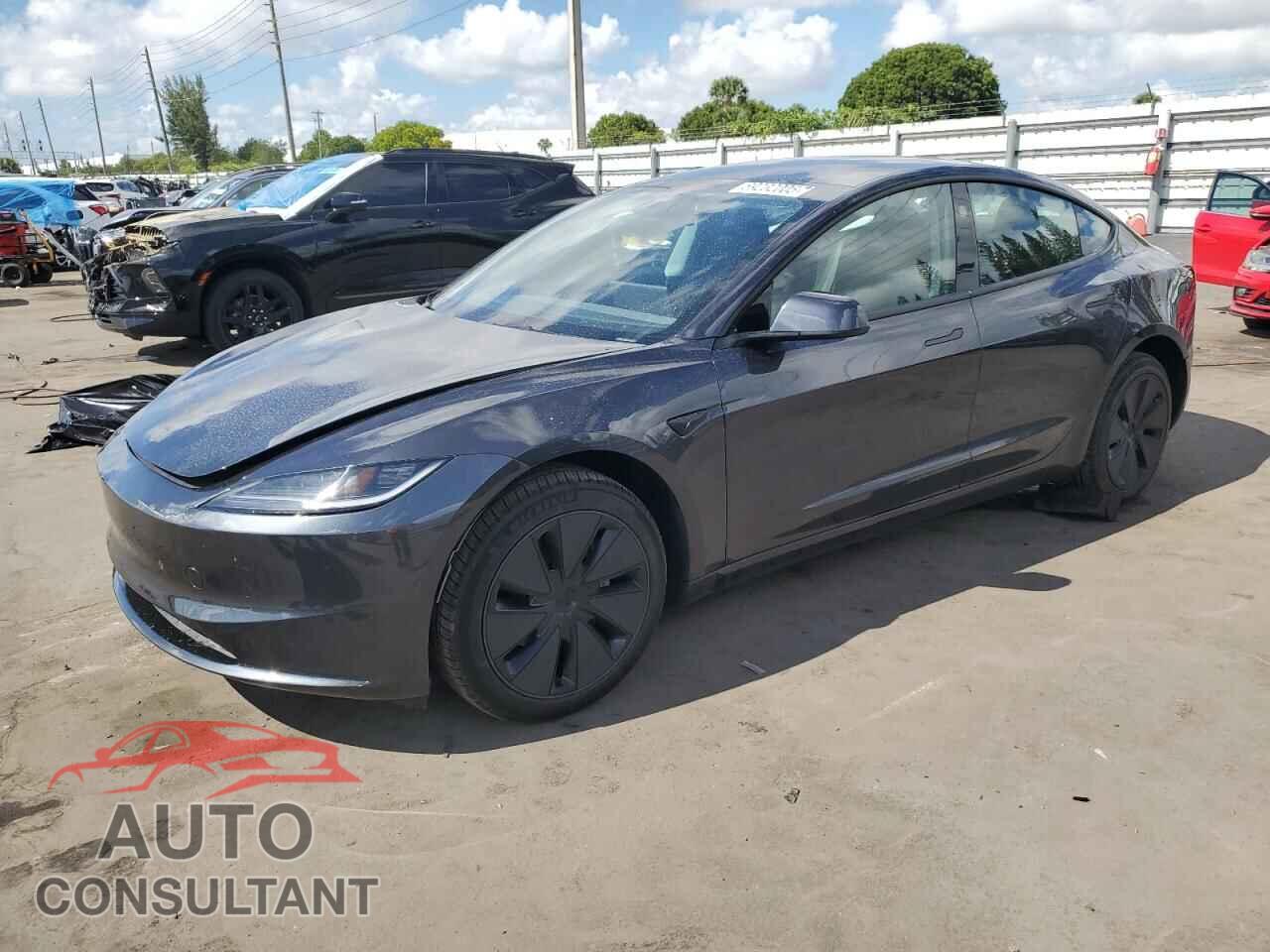 TESLA MODEL 3 2025 - 5YJ3E1EA5SF987625