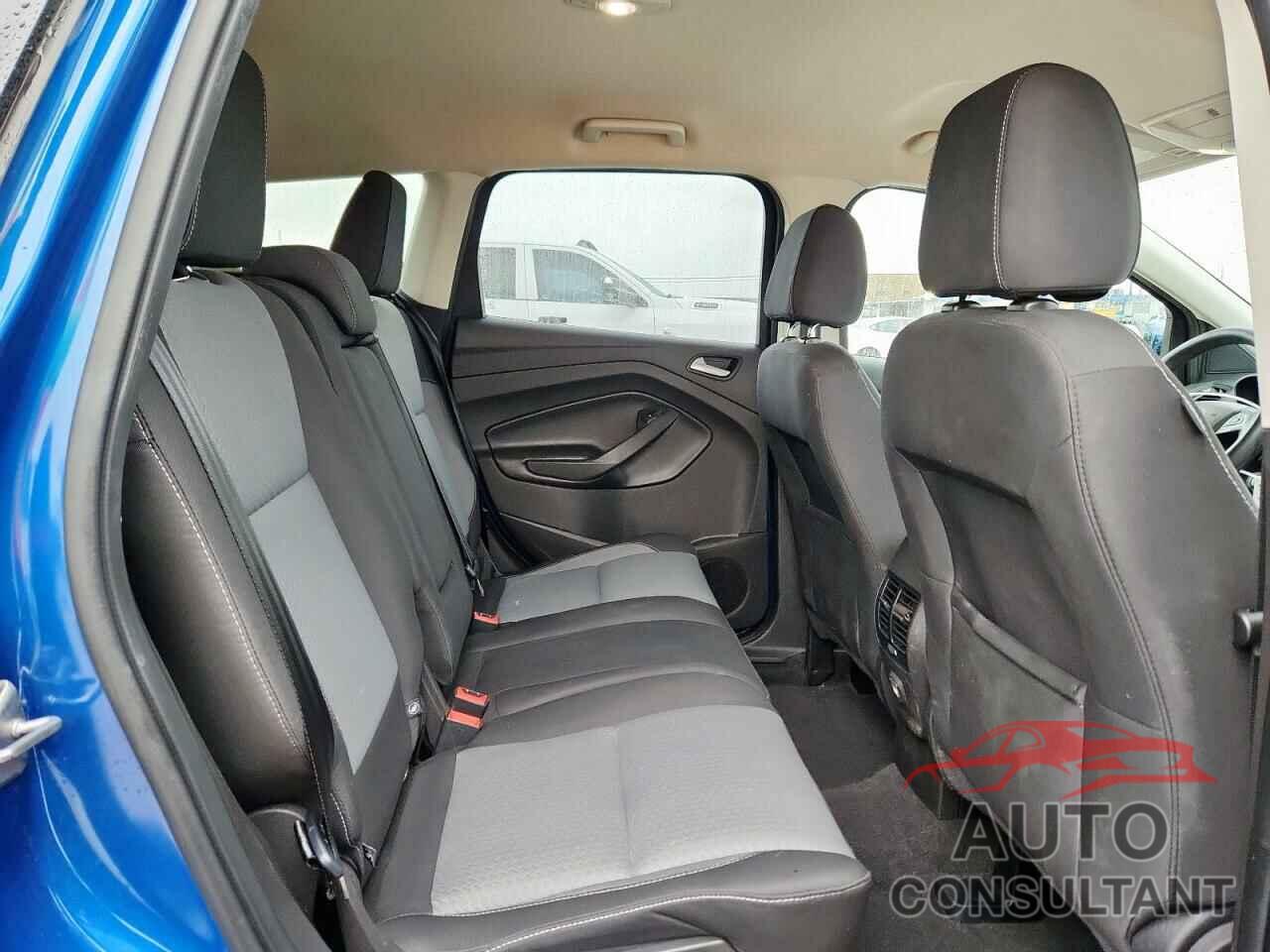 FORD ESCAPE 2017 - 1FMCU0GD8HUB93587