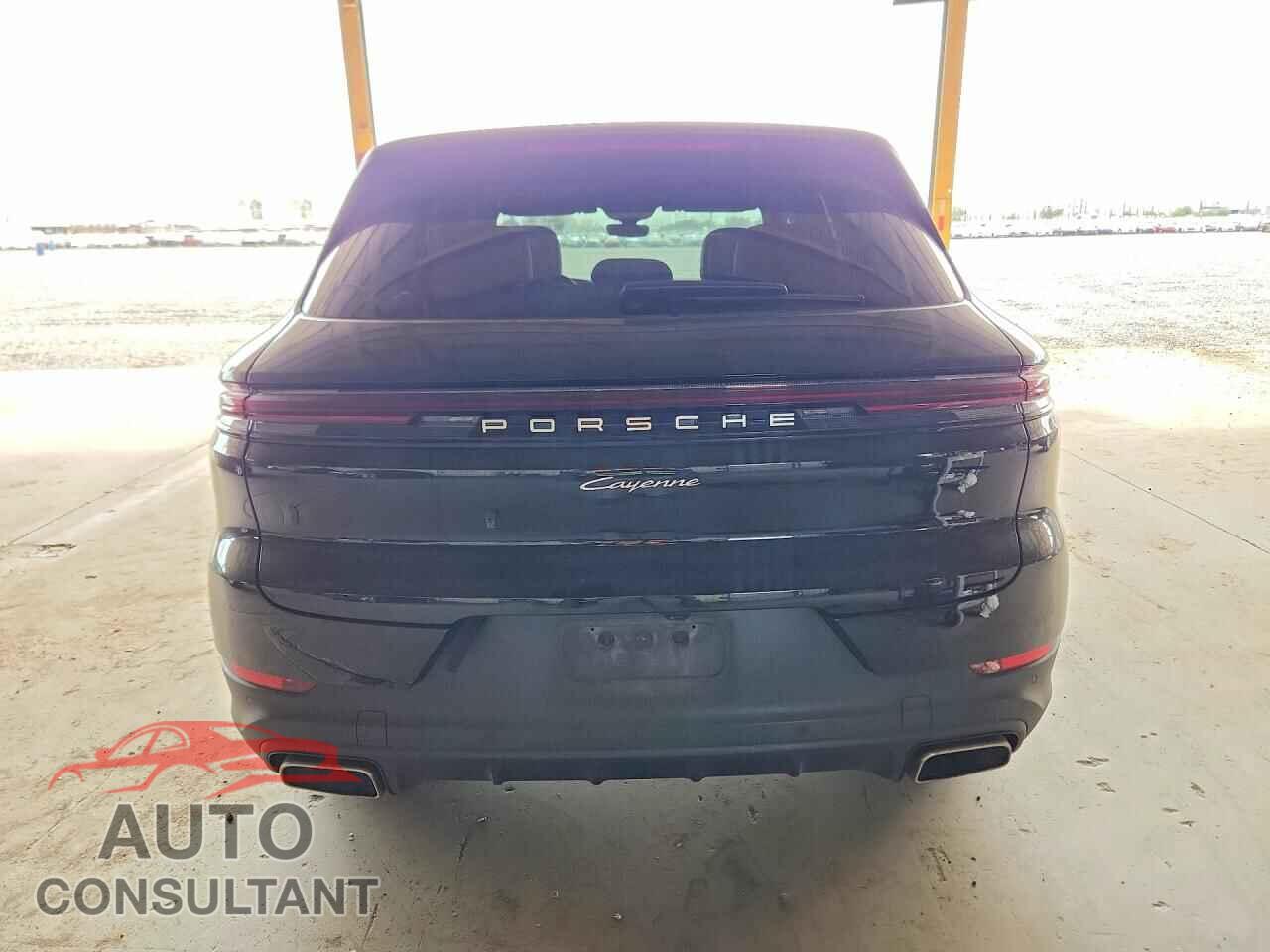 PORSCHE CAYENNE 2024 - WP1AA2AY6RDA10196