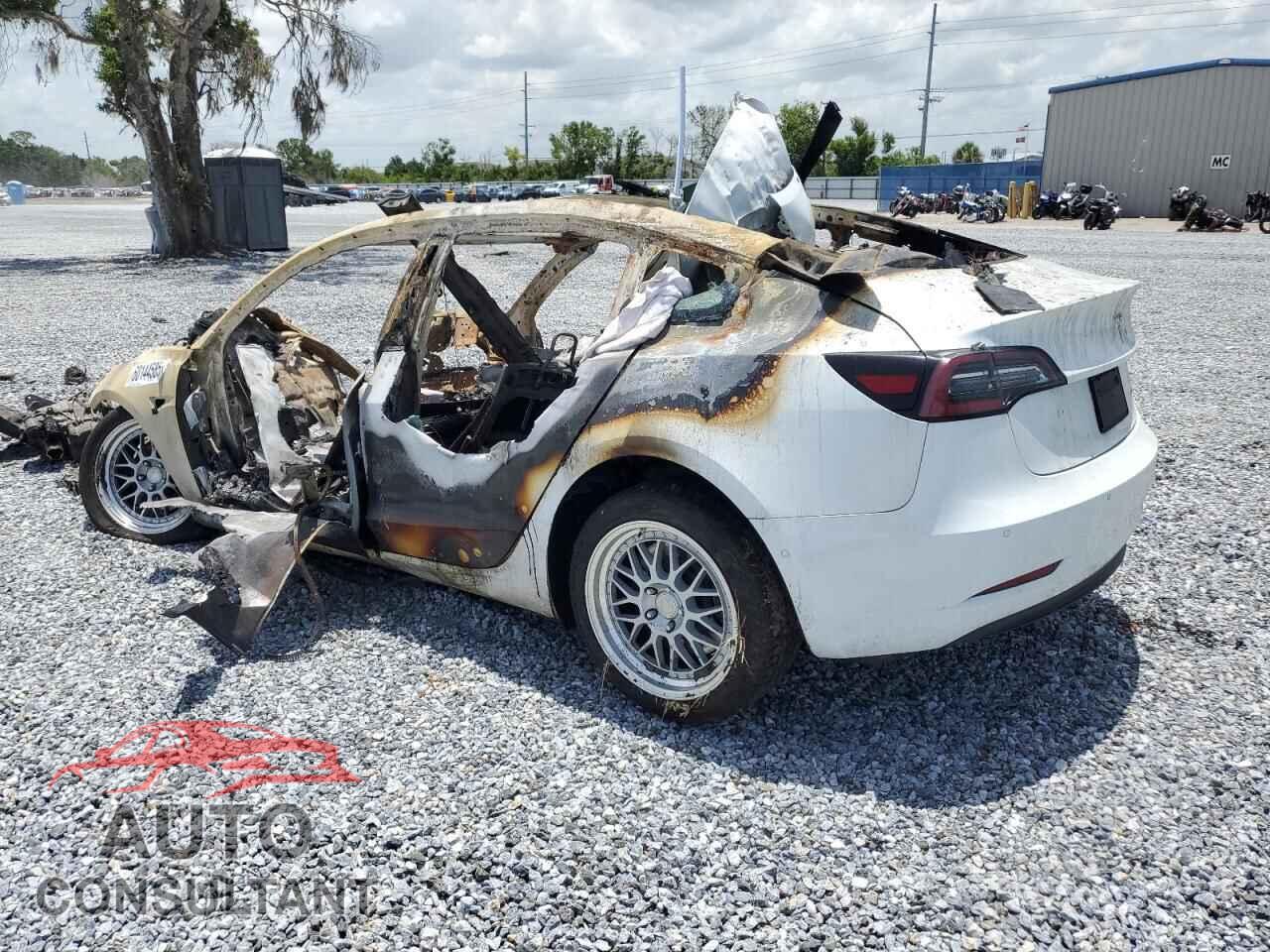 TESLA MODEL 3 2020 - 5YJ3E1EBXLF638521