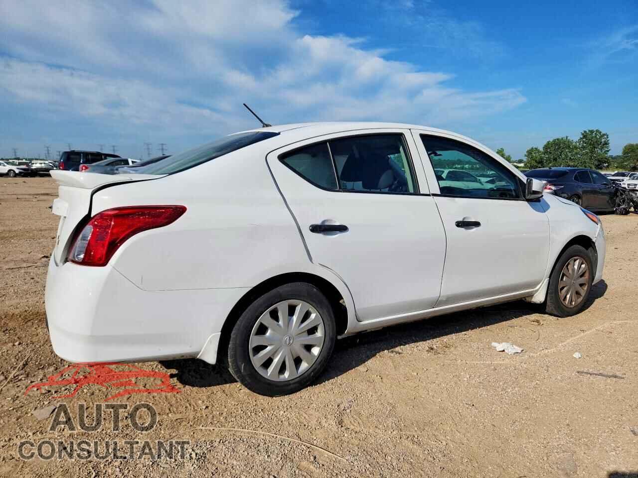 NISSAN VERSA 2019 - 3N1CN7AP3KL832959