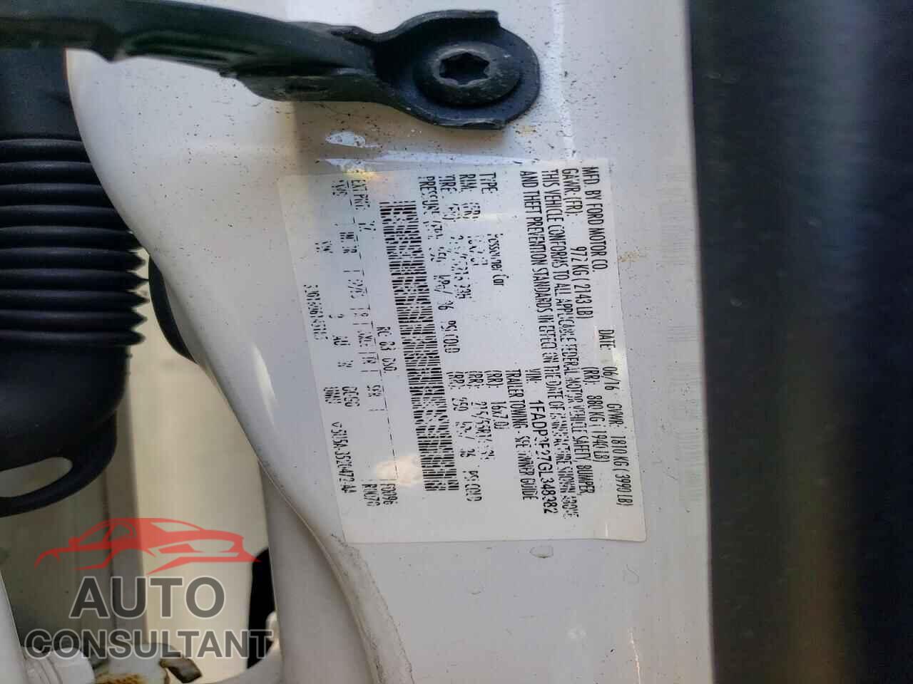 FORD FOCUS 2016 - 1FADP3F27GL348982