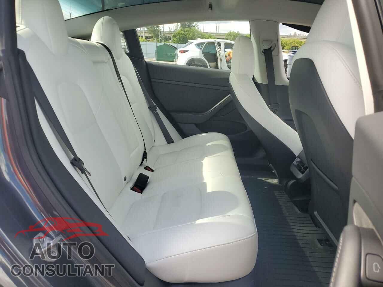TESLA MODEL 3 2023 - 5YJ3E1EA6PF657600
