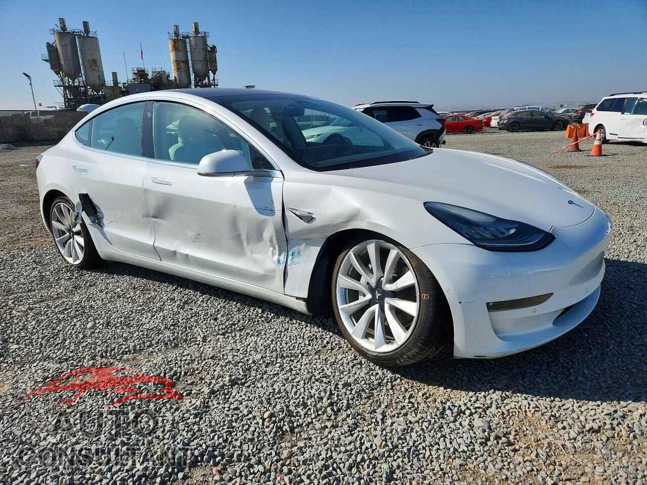 TESLA MODEL 3 2019 - 5YJ3E1EA3KF302666