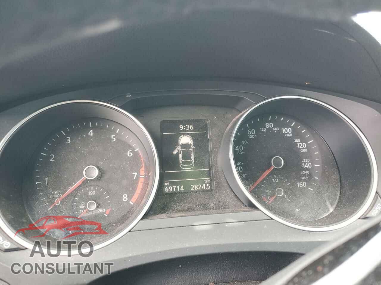 VOLKSWAGEN JETTA 2017 - 3VWDB7AJ2HM412065