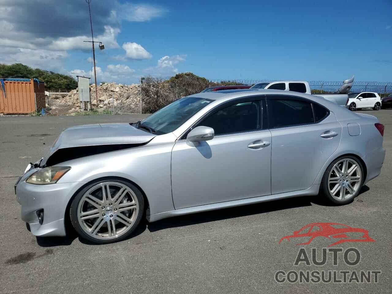 LEXUS IS 2011 - JTHBF5C24B5136296