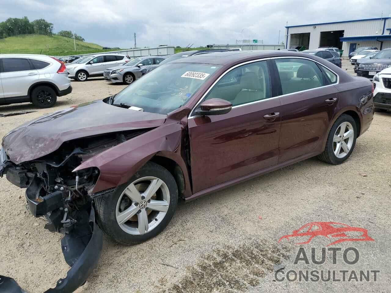 VOLKSWAGEN PASSAT 2012 - 1VWBH7A31CC051333
