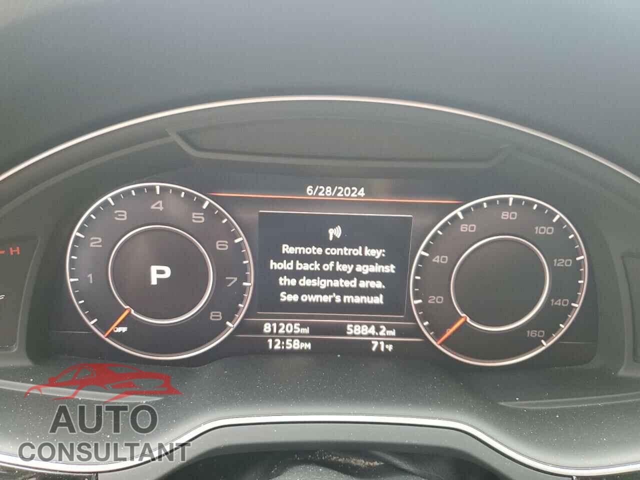AUDI Q7 2017 - WA1VAAF77HD054357