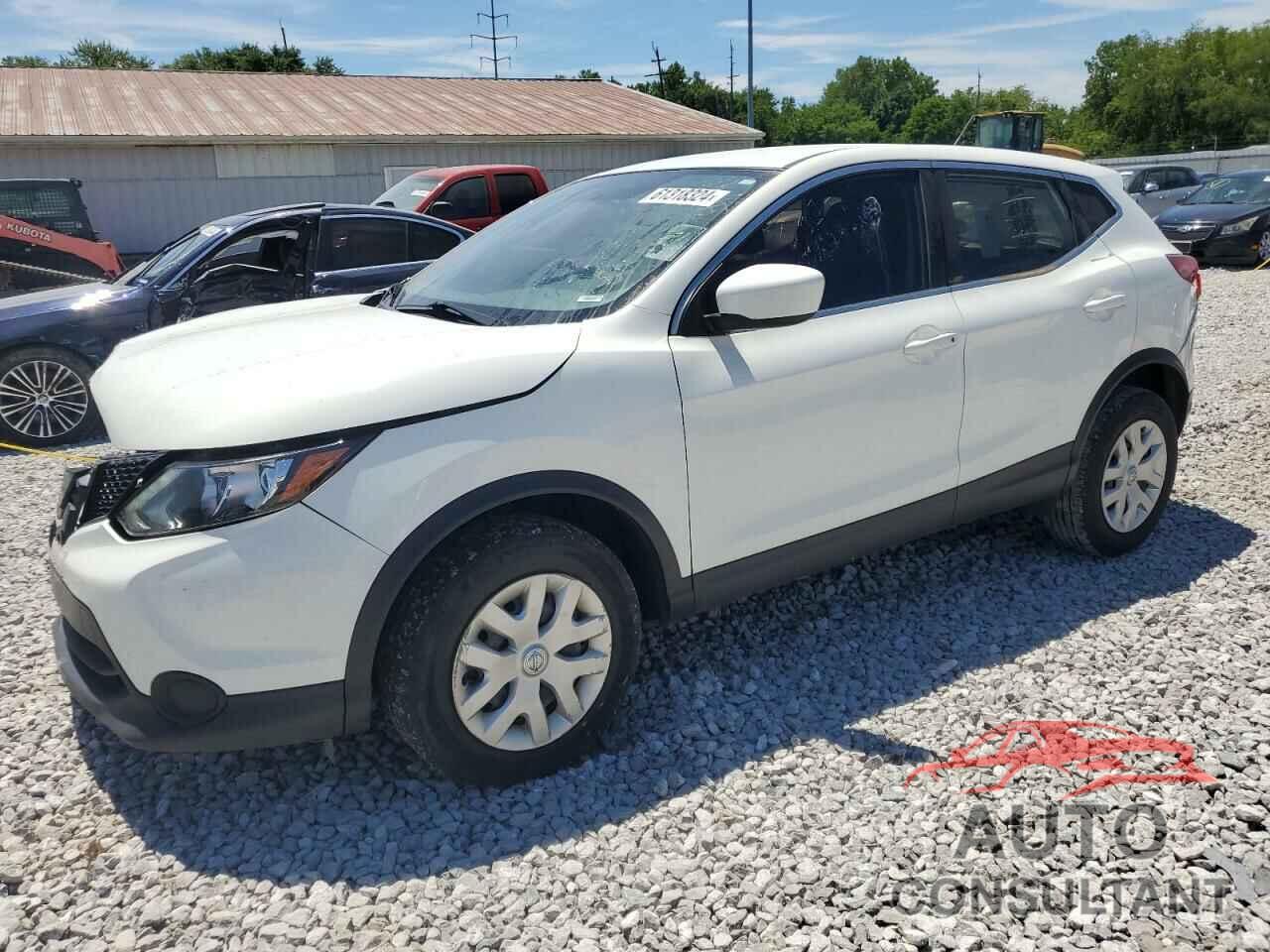 NISSAN ROGUE 2018 - JN1BJ1CR8JW256085