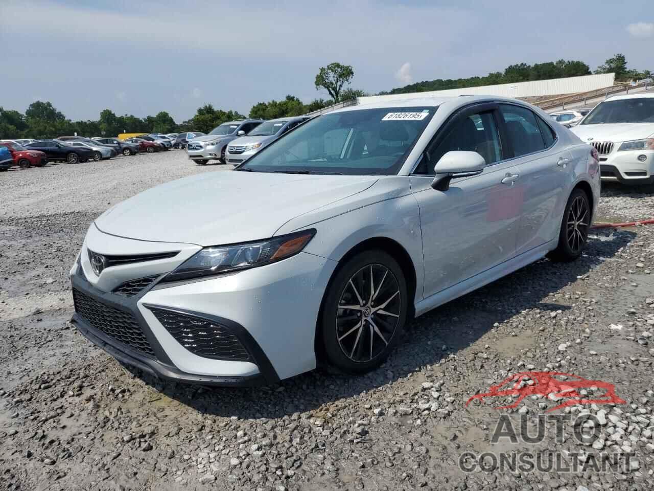 TOYOTA CAMRY 2022 - 4T1G11AK0NU028636