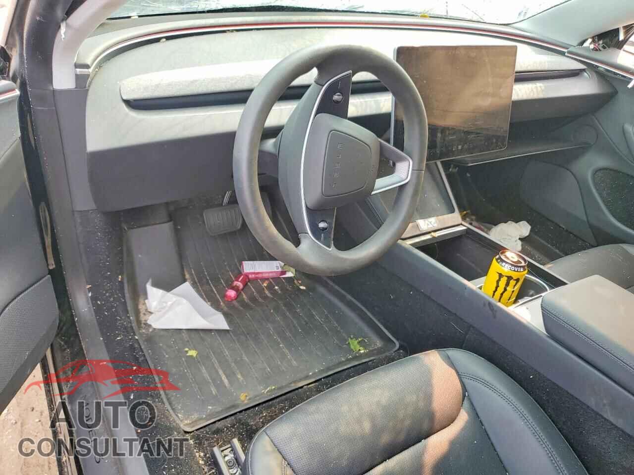 TESLA MODEL 3 2024 - 5YJ3E1EB3RF736394