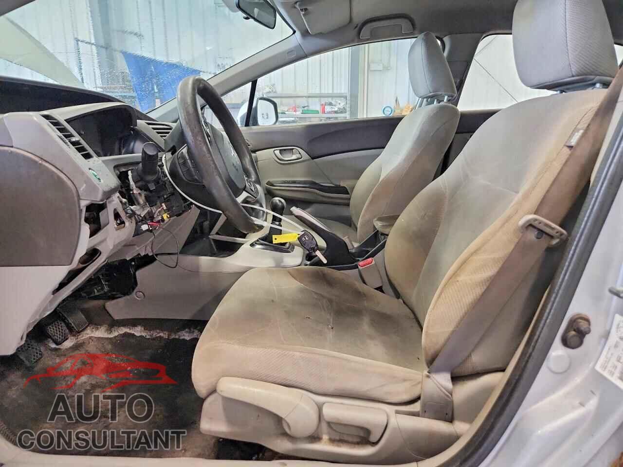 HONDA CIVIC 2012 - 2HGFB2E47CH016855