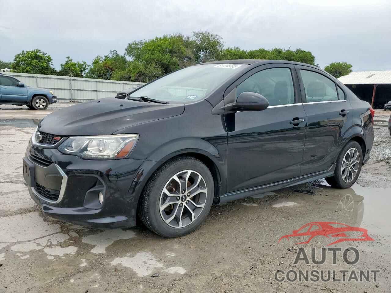 CHEVROLET SONIC 2018 - 1G1JD5SHXJ4104250