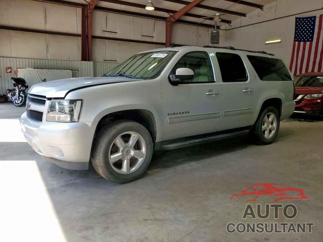 CHEVROLET SUBURBAN 2010 - 1GNUCJE06AR222604
