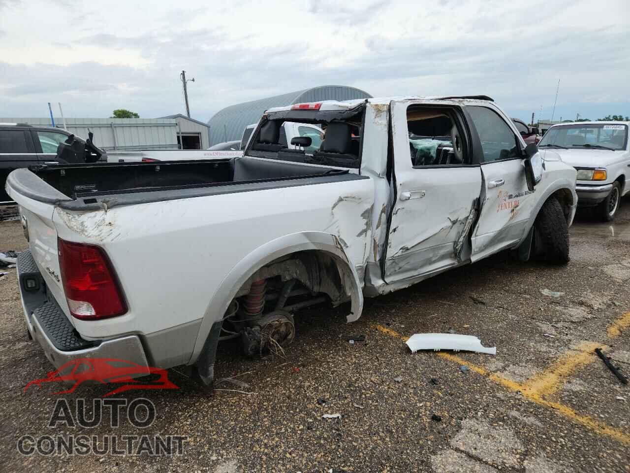 DODGE RAM 1500 2012 - 1C6RD7NT5CS112235