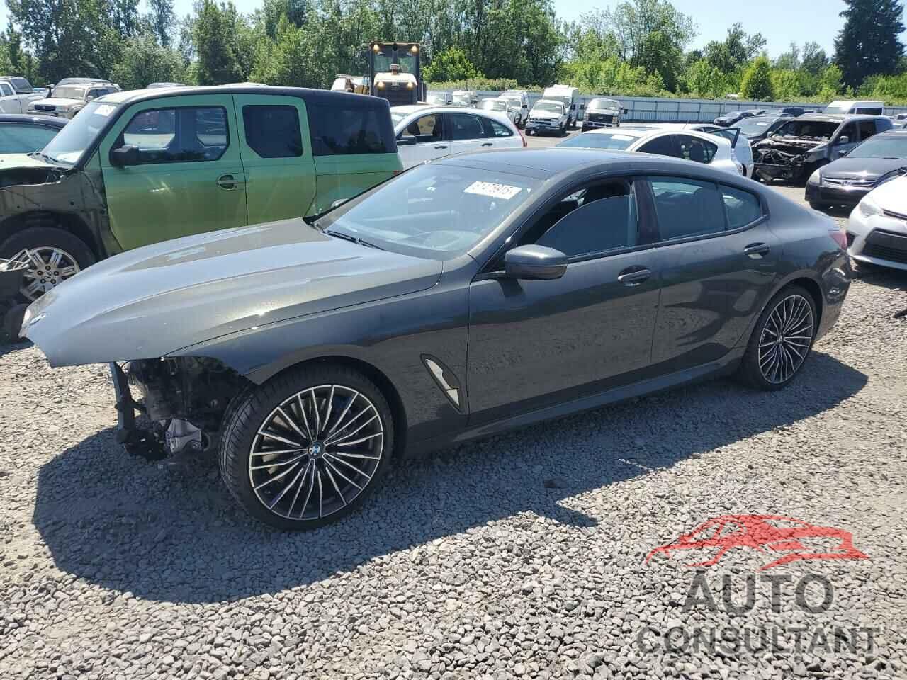 BMW 8 SERIES 2022 - WBAGV4C00NCJ10004