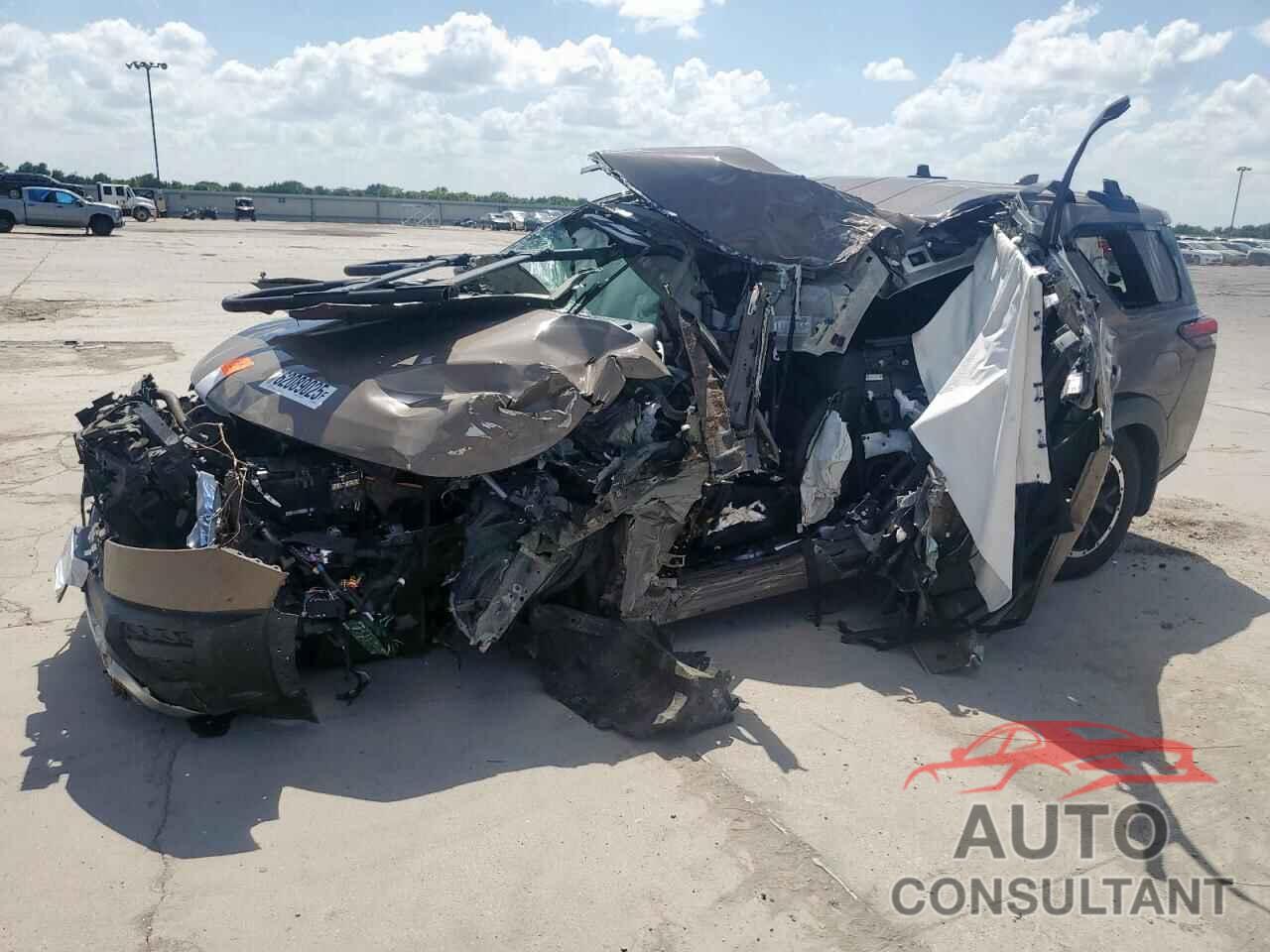 NISSAN PATHFINDER 2023 - 5N1DR3BD8PC262555