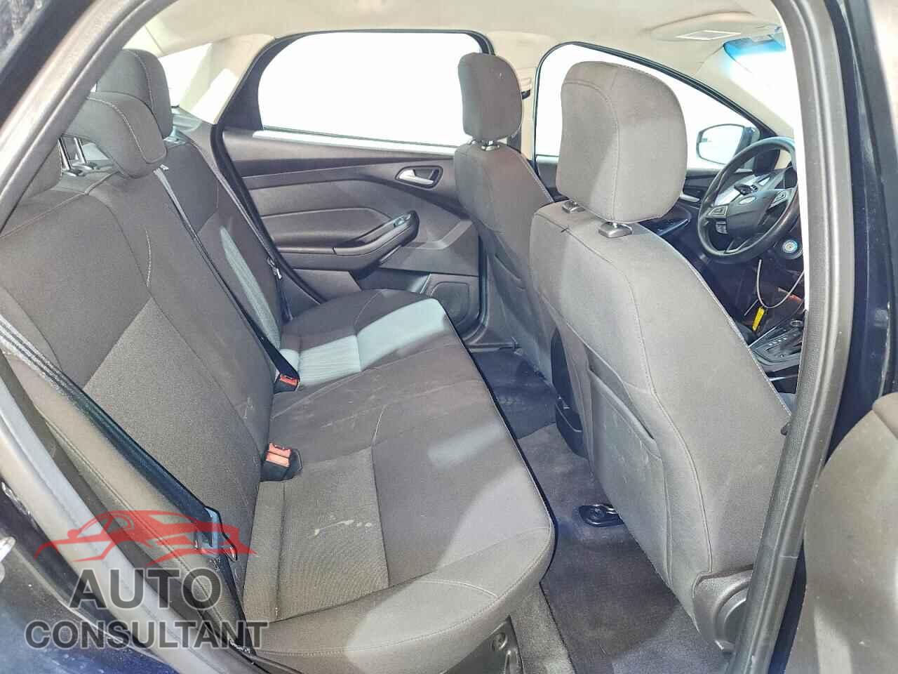 FORD FOCUS 2016 - 1FADP3FE5GL298612