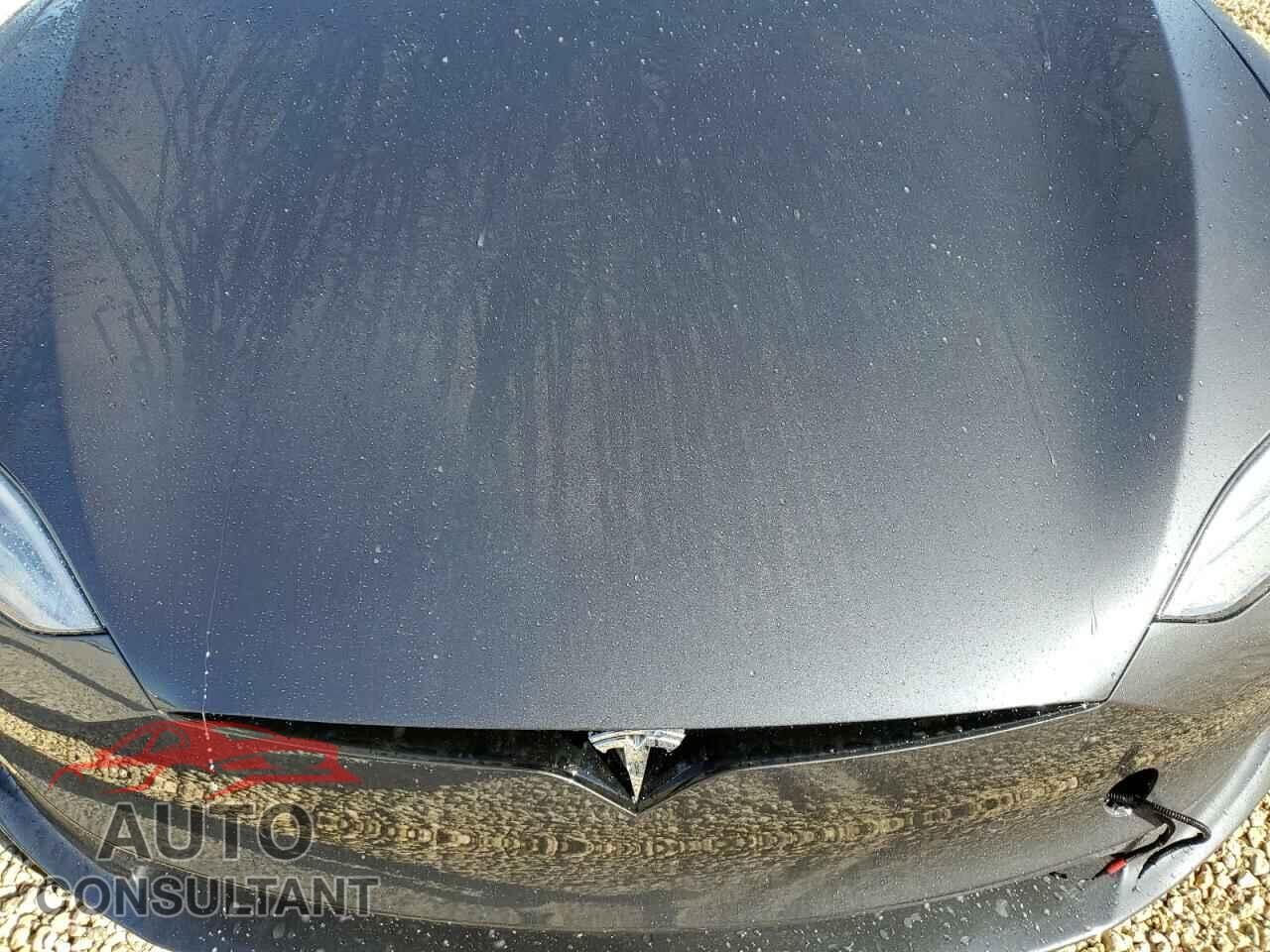 TESLA MODEL S 2021 - 5YJSA1E55MF440917