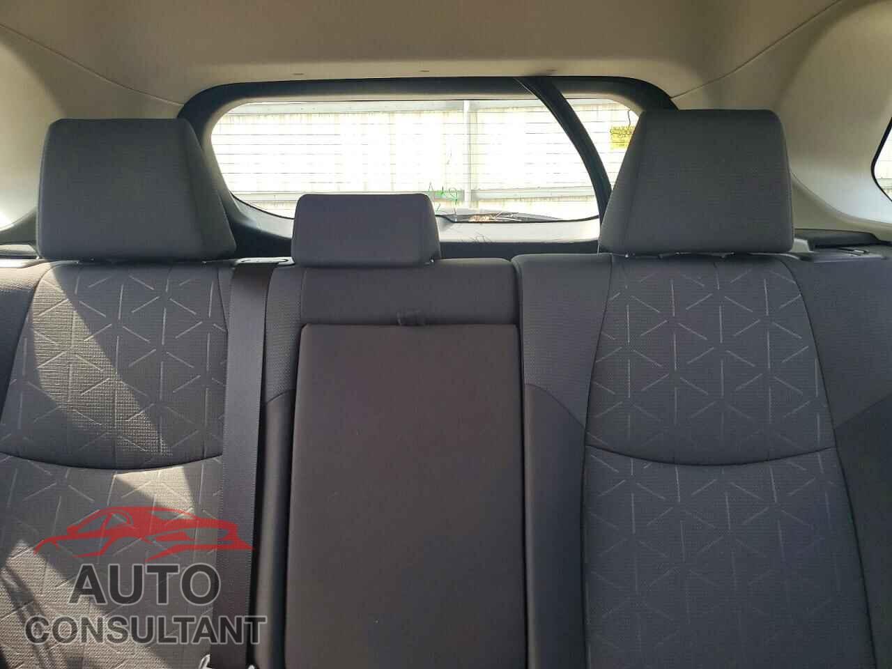 TOYOTA RAV4 2019 - JTMP1RFVXKD041007