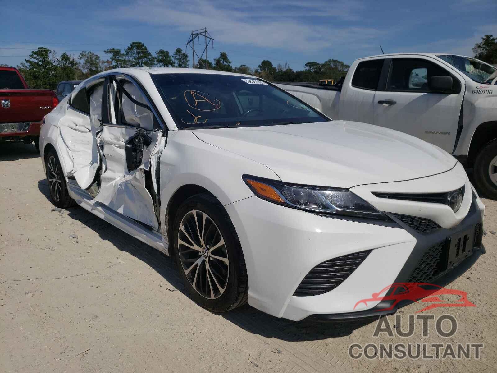 TOYOTA CAMRY 2019 - 4T1B11HK6KU233714
