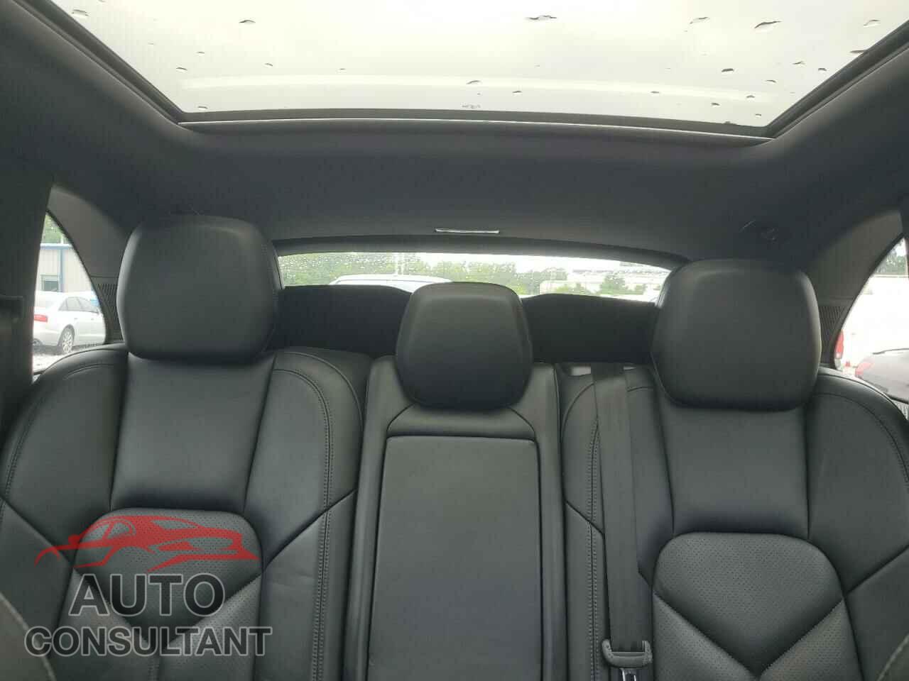 PORSCHE CAYENNE 2016 - WP1AB2A25GLA95883