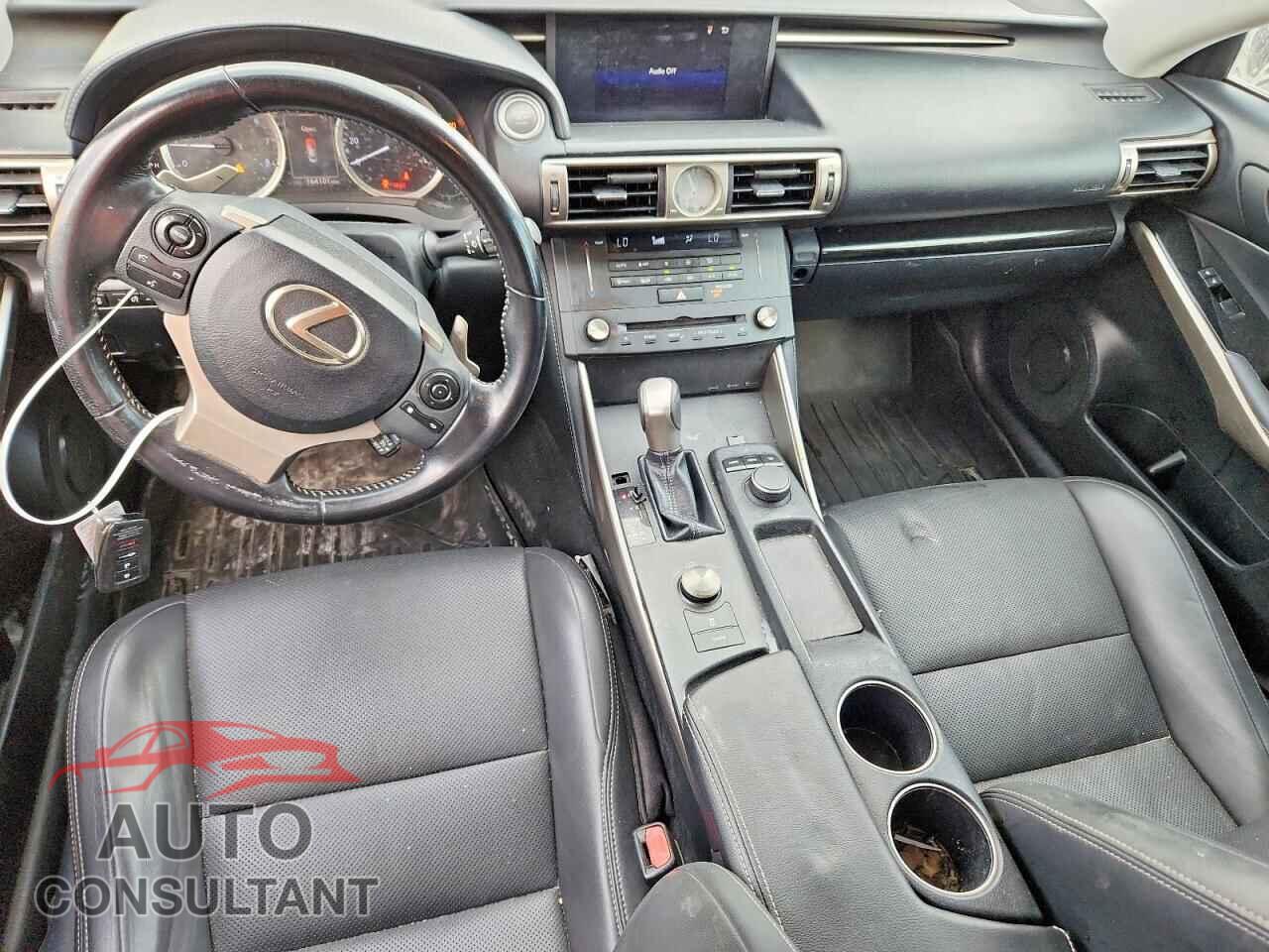 LEXUS IS 2016 - JTHBA1D20G5022714