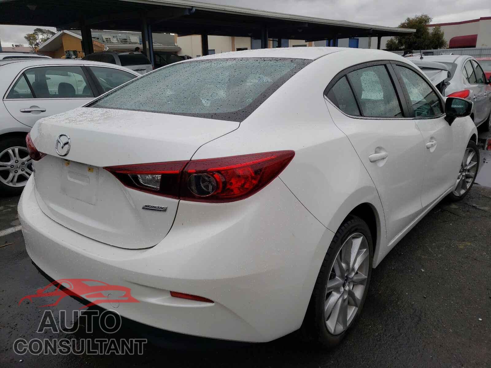 MAZDA 3 2017 - JM1BN1V7XH1140682