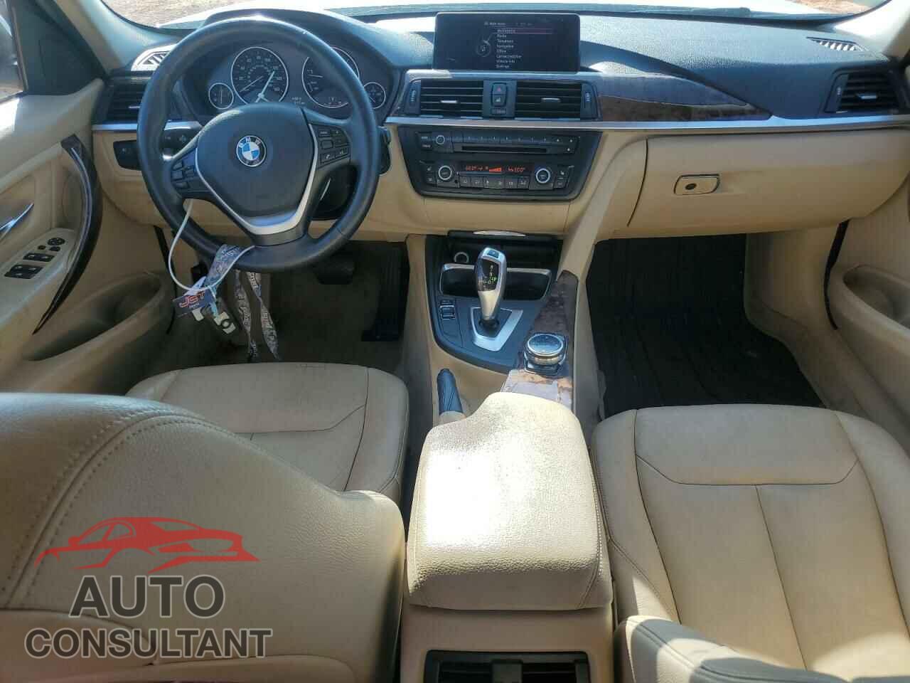 BMW 3 SERIES 2014 - WBA3B5C51EF958576