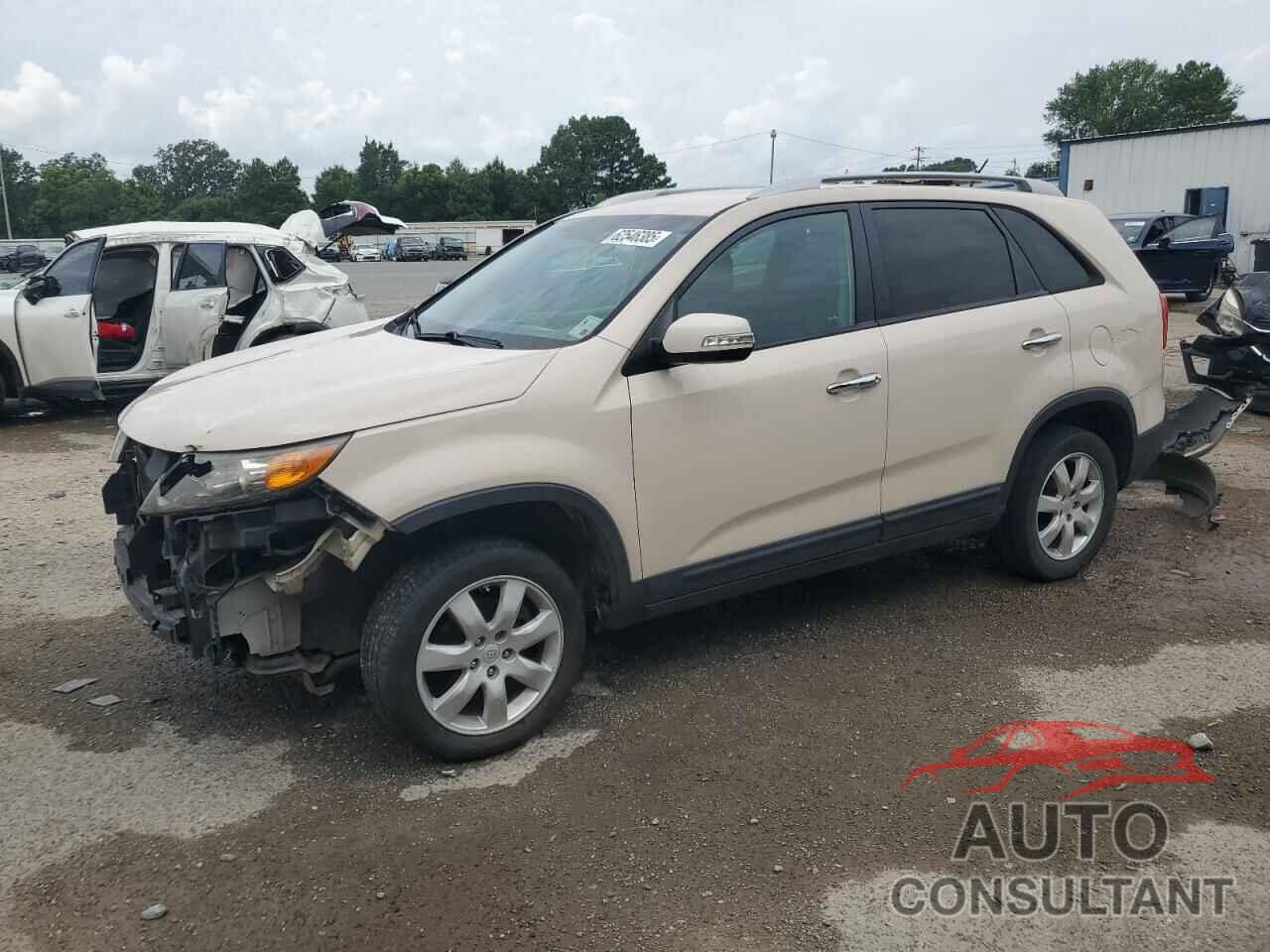 KIA SORENTO 2011 - 5XYKT3A11BG150382