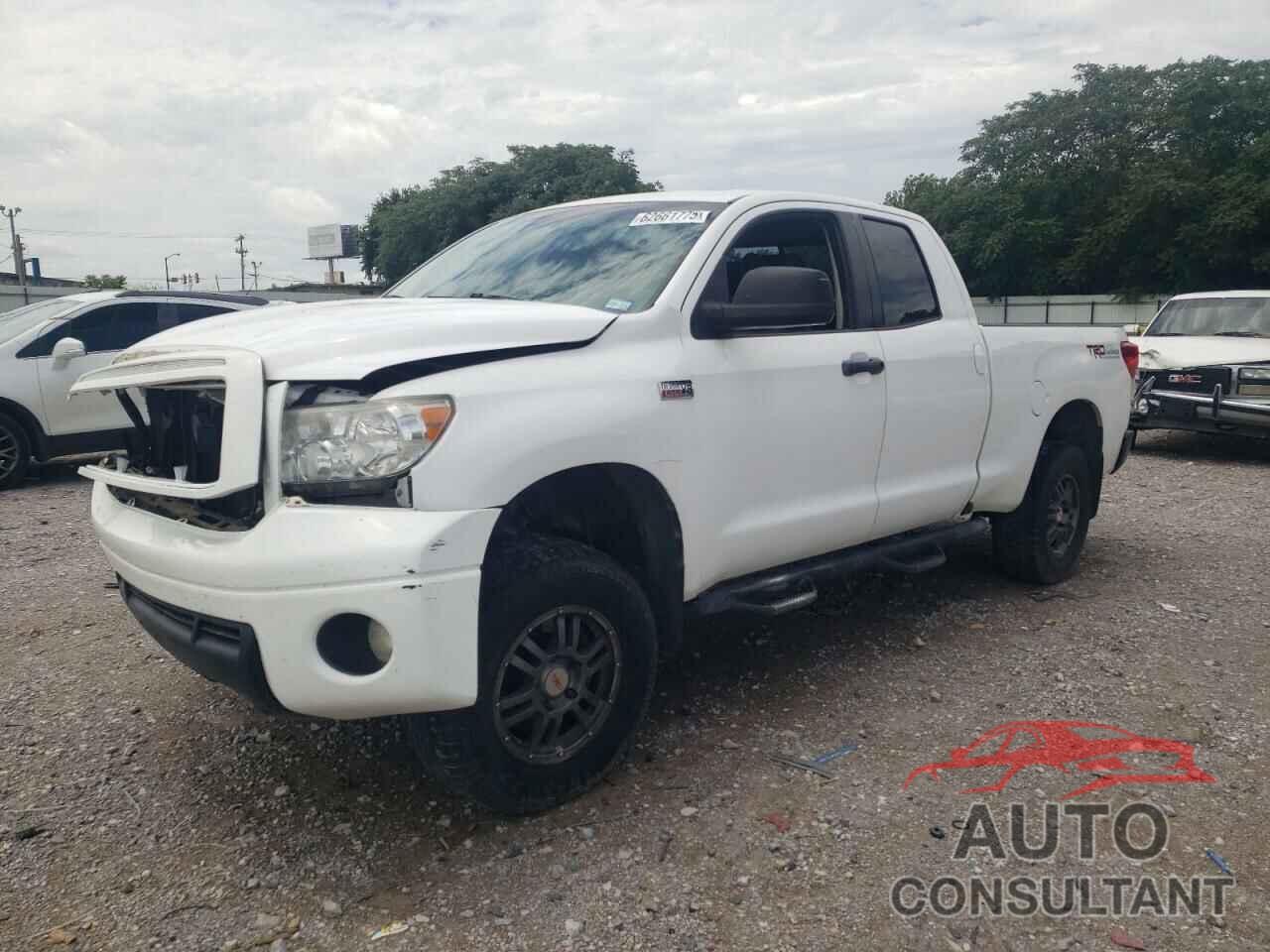 TOYOTA TUNDRA 2010 - 5TFUW5F12AX108805