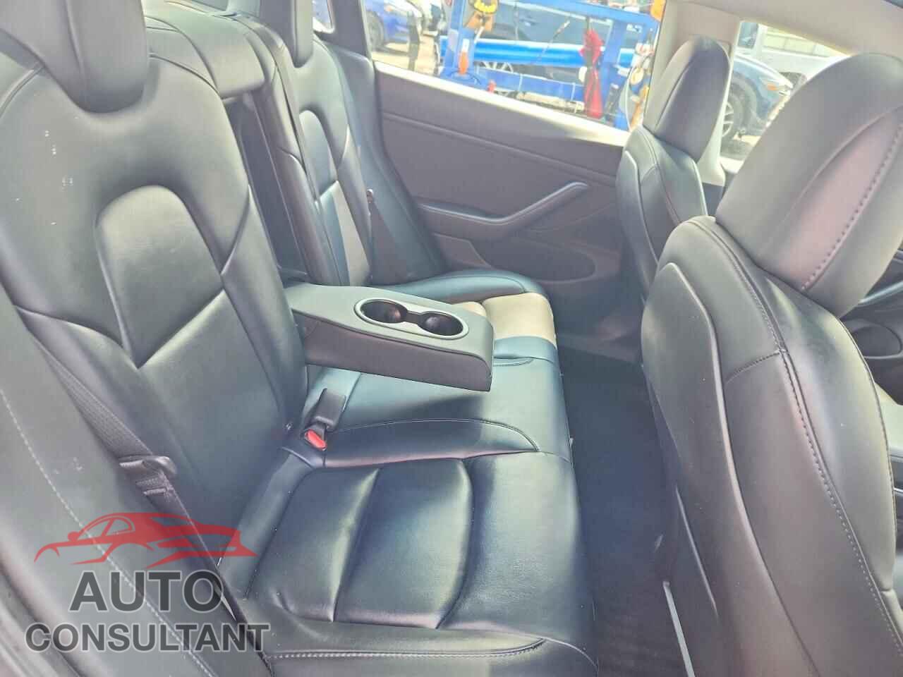 TESLA MODEL 3 2020 - 5YJ3E1EB7LF665305